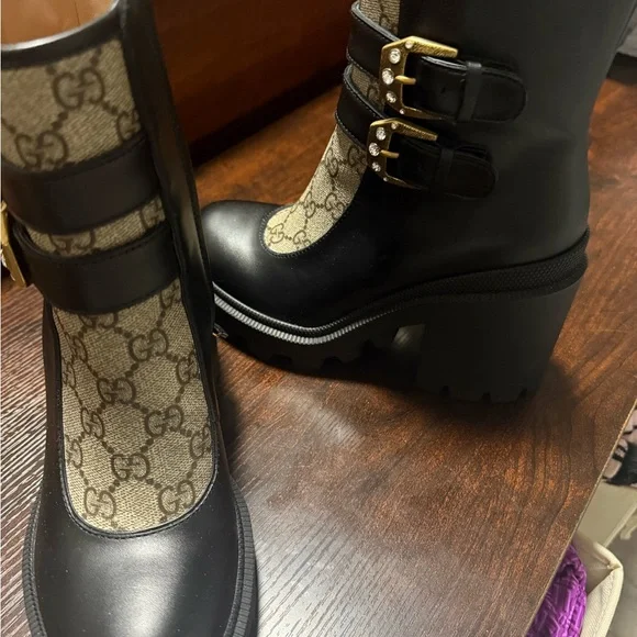 Gucci Black and Cream Heeled Boots - Picture 3 of 4